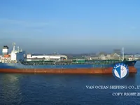 Танкер за нефт/химикали за продажба