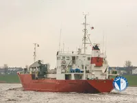 Хладилен кораб за продажба