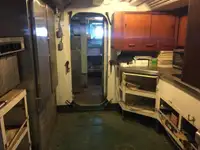 Десантен кораб, танкер за продажба