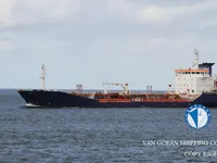 Танкер за нефт/химикали за продажба