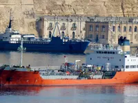 Танкер за нефт/химикали за продажба