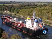 Танкер за нефт/химикали за продажба