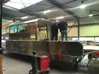 Спасителен кораб за продажба