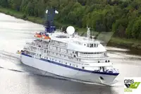 Круизен кораб за продажба
