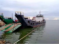 Десантен кораб, танкер за продажба