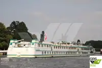 Круизен кораб за продажба