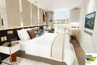 Круизен кораб за продажба