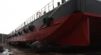 Баржа за продажба