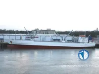 Хладилен кораб за продажба