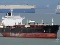 Танкер за нефт/химикали за продажба