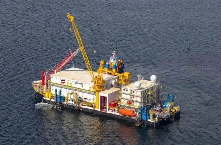 Танкер за нефт/химикали за продажба
