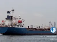 Танкер за нефт/химикали за продажба