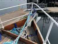 Пилотен кораб за продажба