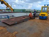 Баржа за продажба