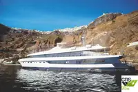 Круизен кораб за продажба