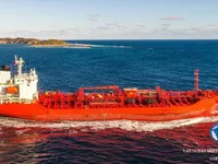 Танкер за нефт/химикали за продажба