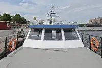 Круизен кораб за продажба