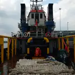 Буксир за продажба