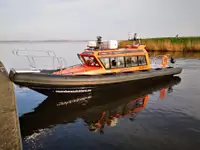 Контейнеровоз за продан