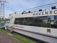 Пътнически кораб за продажба