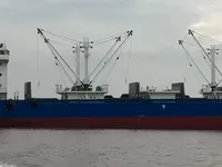 Хладилен кораб за продажба