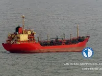 Танкер за нефт/химикали за продажба