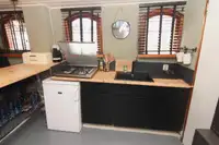 Плавущ хотел за продажба