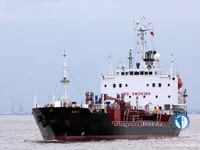 Танкер за нефт/химикали за продажба