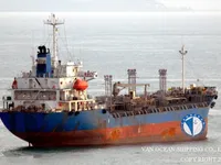 Танкер за нефт/химикали за продажба