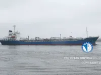 Танкер за нефт/химикали за продажба