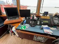 Круизен кораб за продажба