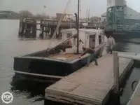 Баржа за продажба