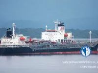 Танкер за нефт/химикали за продажба