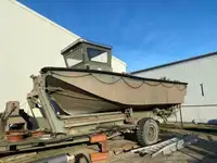 Буксир за продажба