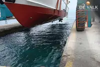 Буксир за продажба