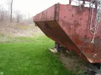 Баржа за продажба