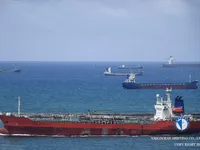Танкер за нефт/химикали за продажба