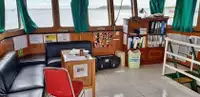Десантен кораб, танкер за продажба