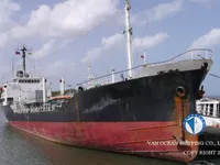 Танкер за нефт/химикали за продажба