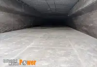 Баржа за продажба