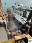 Круизен кораб за продажба