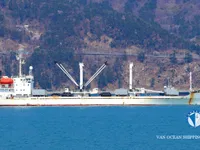 Хладилен кораб за продажба