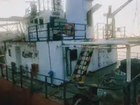Десантен кораб, танкер за продажба