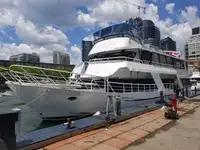 Пътнически кораб за продан