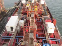 Танкер за нефт/химикали за продажба