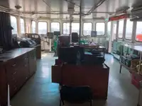Буксир за продажба