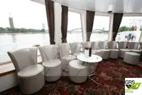 Круизен кораб за продажба