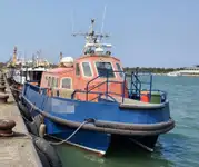 Кораб за превоз на екипаж за продажба
