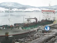 Танкер за нефт/химикали за продажба