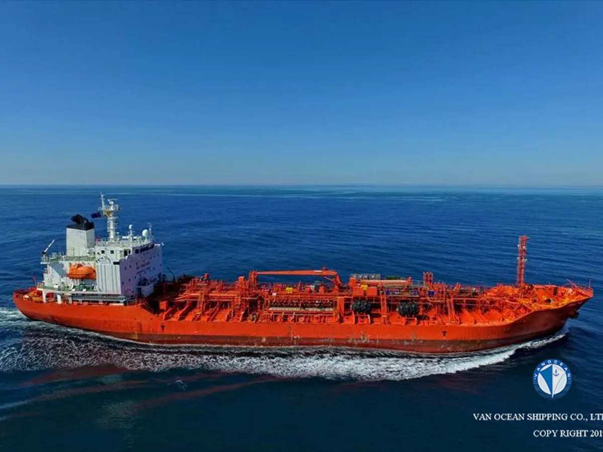 Танкер за нефт/химикали за продажба
